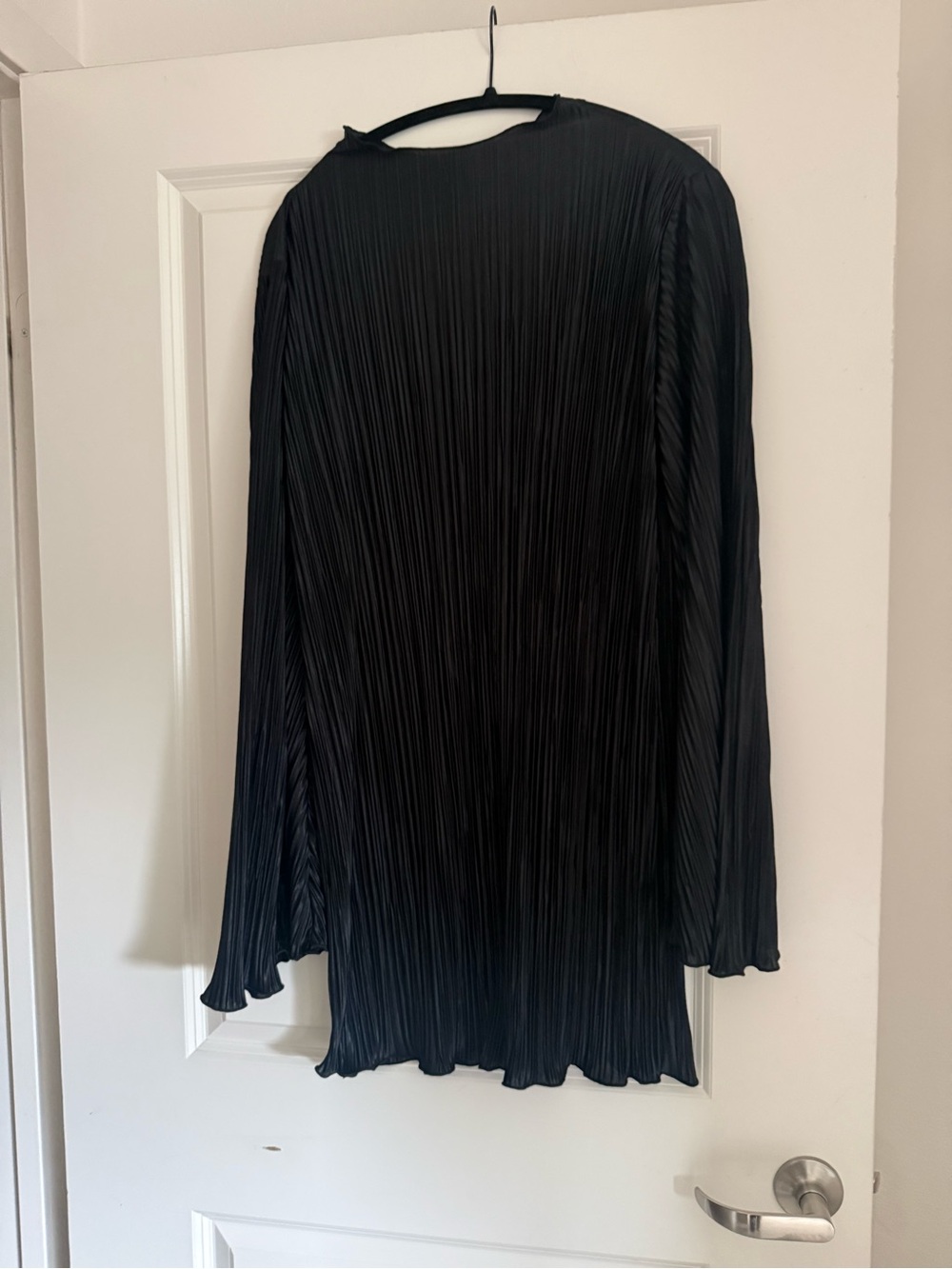 Petal & Pup Black Pleated Long-Sleeve Midi Dress